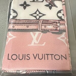 Louis Vuitton Pink & White Monogram Silk Scarf/ Twilly 46x3 inches